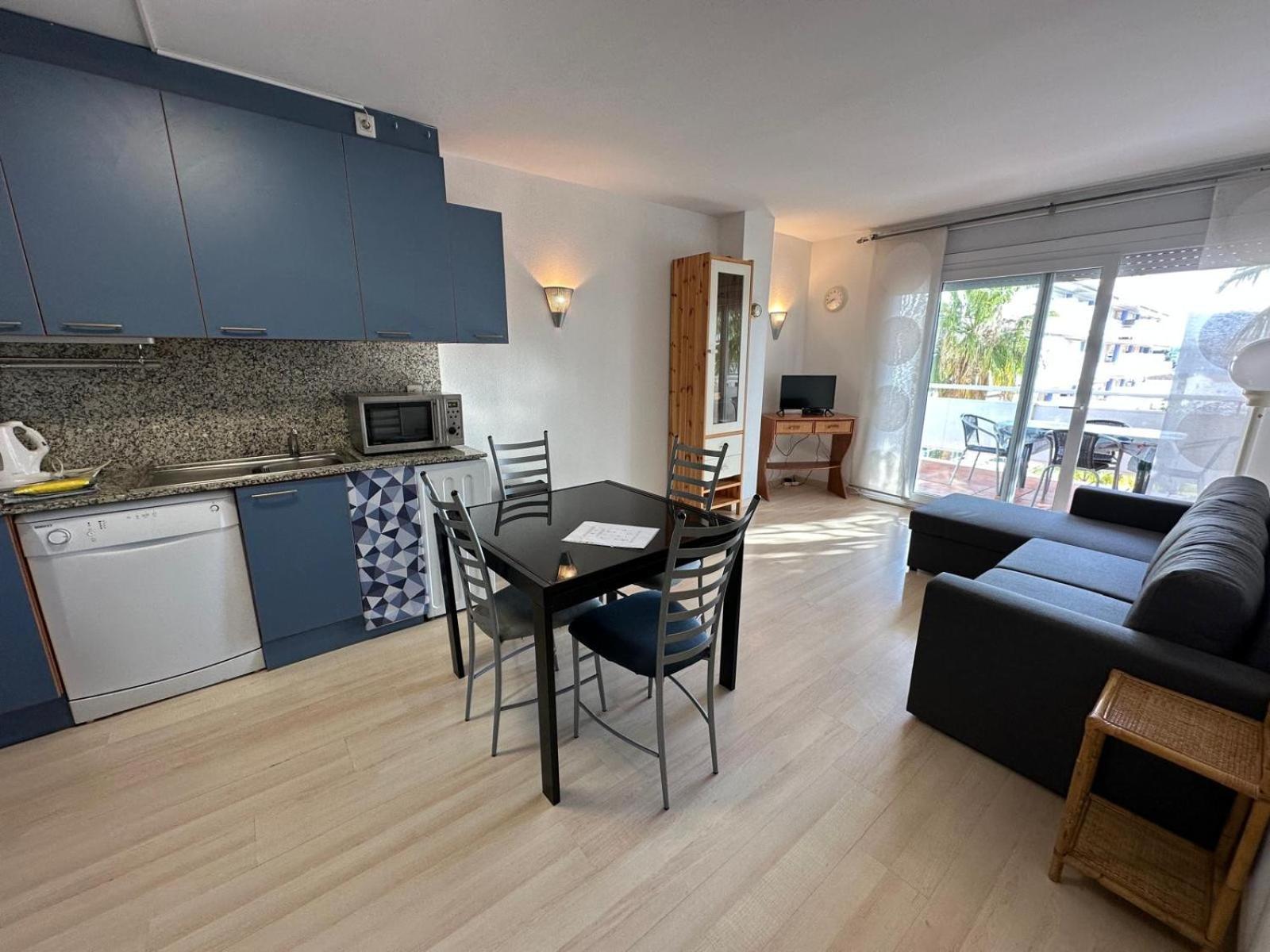 Bonito Piso En Roses Con Piscina Y Parking Av-66 Apartment Exterior foto